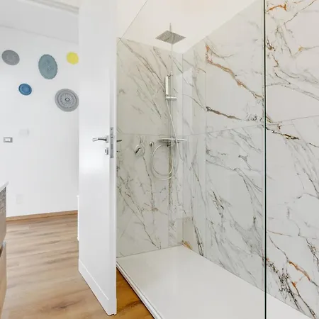 Appartement Residenza Dei Poeti - Roomy And Modern Flat *